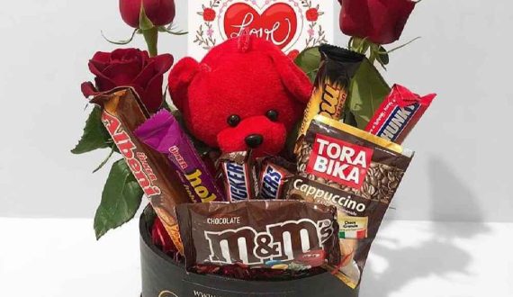 Chocolate & Flower Box Model Birthday