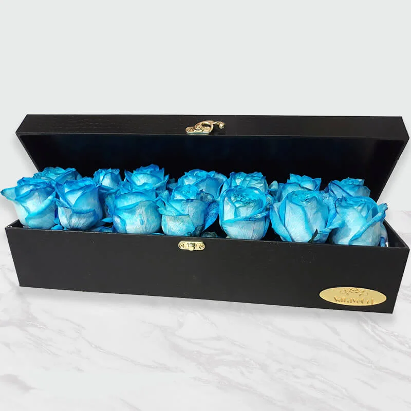 Main image of Blue Dutch Rose Gift Box – 14-Stem Elegant Leather Arrangement, Perfect for Birthday Gifting