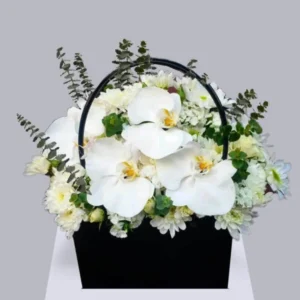White Flower Bag | Timeless Gift for Birthdays and Celebrations